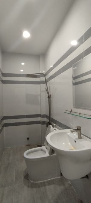 BÁN NHÀ 1 LẦU NGAY NGÃ BA TÂN KIM. 93M2, SHR, CHỈ 1 TỶ 5 có TL - 3