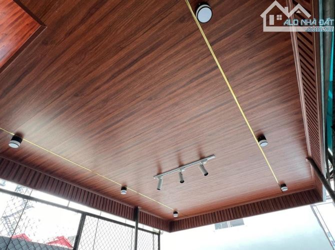 NHÀ ĐẸP ĐỐNG ĐA 32M2*5T BA GÁC ĐỖ CỬA GẦN Ô TÔ TRÁNH GẦN PHỐ TẶNG FULL NỘI THẤT - 5