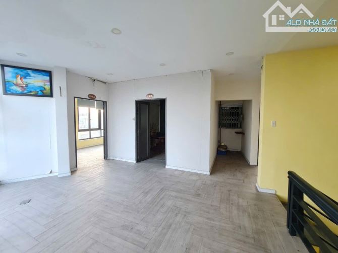 Bán Nhà 4 tầng  View Mặt Tiền Trần Phú dt  Giá 17Tỷ, dt 90m, ngang 12m - 7