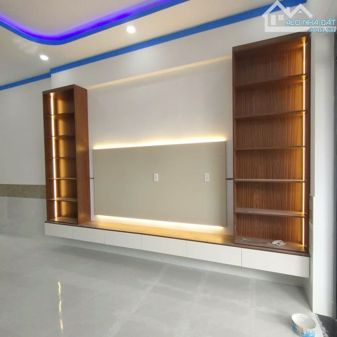 Bán Nhanh Nhà Dt 80m2 Ngay Bigc Dưới 2 Tỷ Dĩ An