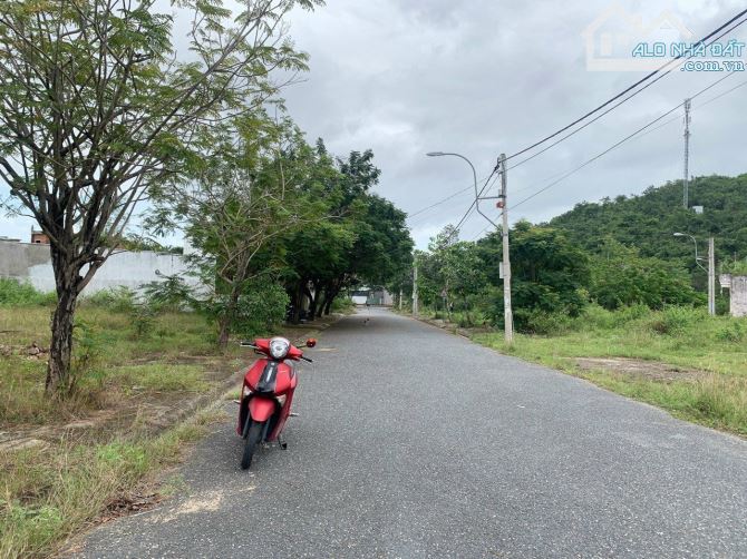 "Bán đất Tái định cư Đất Lành - Vĩnh Thái, Nha Trang. Đường nhựa 13m.   - Khu TĐC mới cao - 1