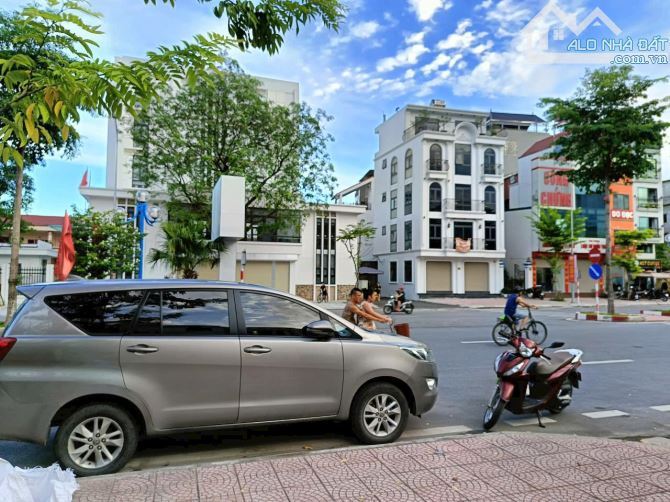Bán nhà mặt phố Nguyễn Bặc, Thanh Trì 50m Mt 4m 5 tầng 19.5 tỷ - 1