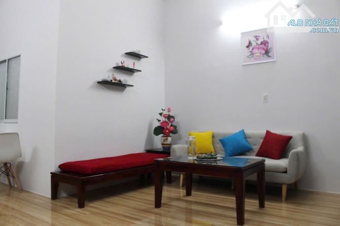 Giảm sâu 1 tỷ - Bán nhà phong cách homestay 70m2 cách Võ Văn Kiệt 100m chỉ nhỉnh 4 tỷ - 1