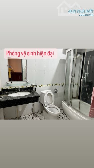 Bán nhà xây cực đẹp mặt đường Tôn Đức Thắng, Khai Quang, Vĩnh Yên. - 1