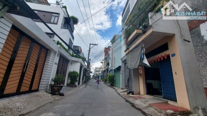 Bán nhà giá rẻ  phường Bình Đa. Biên Hòa.Cách Phạm Văn Thuận chỉ 200m  + Diện tích 80 - 2