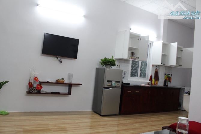 Giảm sâu 1 tỷ - Bán nhà phong cách homestay 70m2 cách Võ Văn Kiệt 100m chỉ nhỉnh 4 tỷ - 2