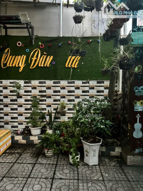 Bán đất tặng nhà mặt tiền đường Đỗ Nhuận,p.Sơn Kỳ,dt 5.77x12m nở hậu 7,5m,xây dựng 54m2 - 3