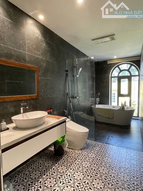 Bán nhà phân lô Thái Hà Đống Đa 65m x 8 tầng giá chỉ 16,x tỷ - 3