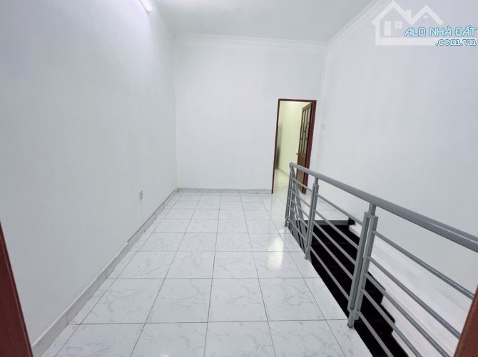 7.7 TỶ - SÁT PHỐ ẨM THỰC PHAN XÍCH LONG – 65MV - NỞ HẬU NHẸ NGỌT NGÀO. - 3