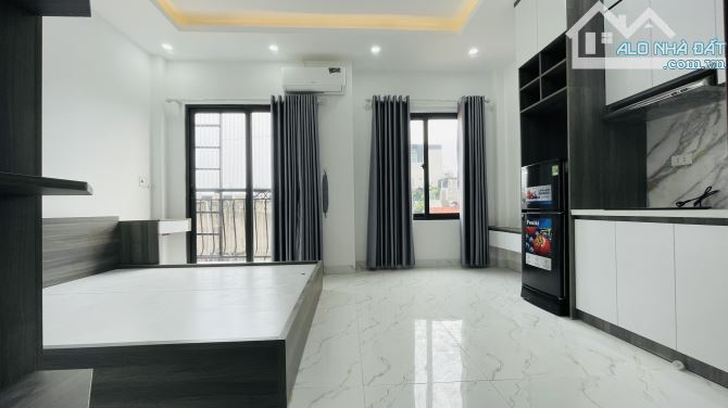 Bán Tòa CHDV 10 phòng cho thuê 60m2 x6T thang máy NT đầy đủ Hoàng Hoa Thám 12 tỷ - 8