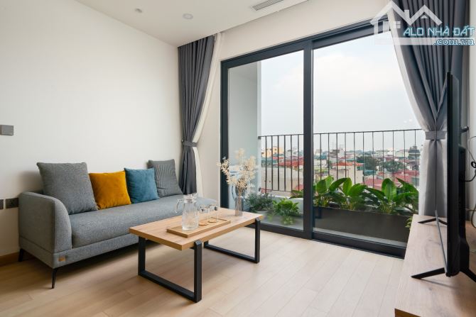 Cho thuê căn hộ dịch vụ cao cấp, nội thất Châu Âu phố Đội Cấn. - 1