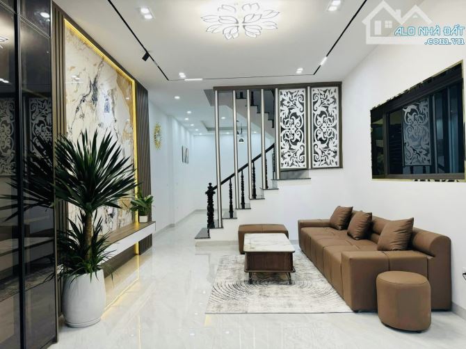 Lê Thanh Nghị 65m2 5 tầng Oto tránh, kinh doanh, 10m ra phố 16.5 tỷ - 1