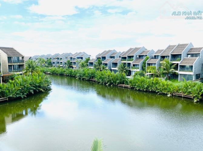 Cần bán biệt thự Casamia Hội An vị trí đẹp view sông, giá 12,8 tỷ tốt nhất thị trường - 1