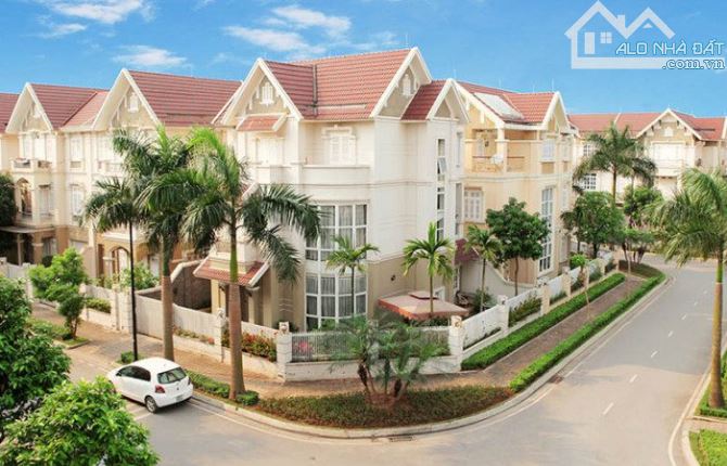 199 tỷ nhận ngay Lô Góc Biệt thự Ciputra 638m2 MT 46m, 4 tầng - 1