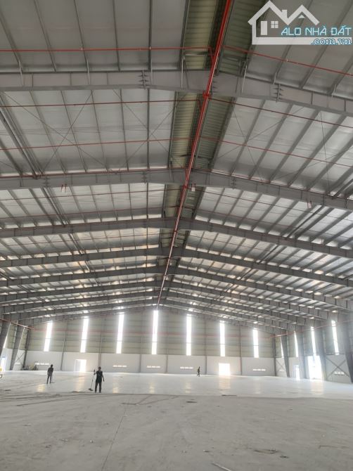 Bán kho xưởng mới xây tdt: 10.000m2, xd: 7.100m2, KCN Xuyên Á, Long An - 2