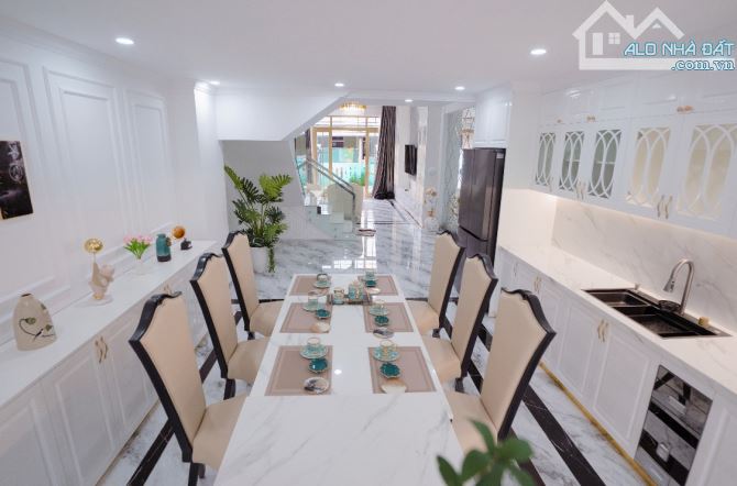 Villa 3 tầng đường ô tô có bể bơi Lại Thế - Phú Thượng - 3