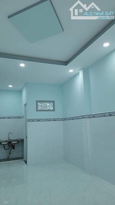 Nhà hẻm nhựa thông Hâu Giang 20m2 2 tầng BTCT xách vali vào ở ngay - 3