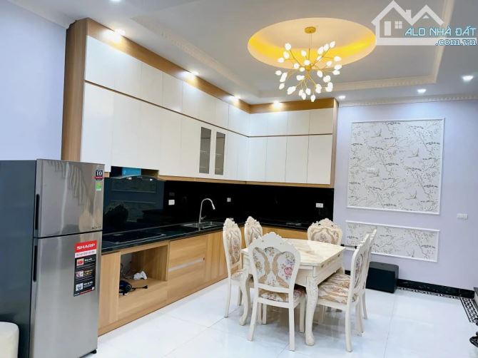 Bán nhà Phúc Lợi 90m2, mặt tiền 6m, Gara, thang máy, kinh doanh bất chấp - 3