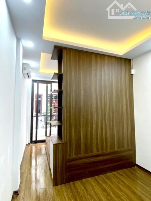 THÁI HÀ - ĐỐNG ĐA - 40m2 x 5Tầng - KD -Ô TÔ 15m - DÒNG TIỀN - CHO THUÊ VP - Nhỉnh 10 tỷ - 4