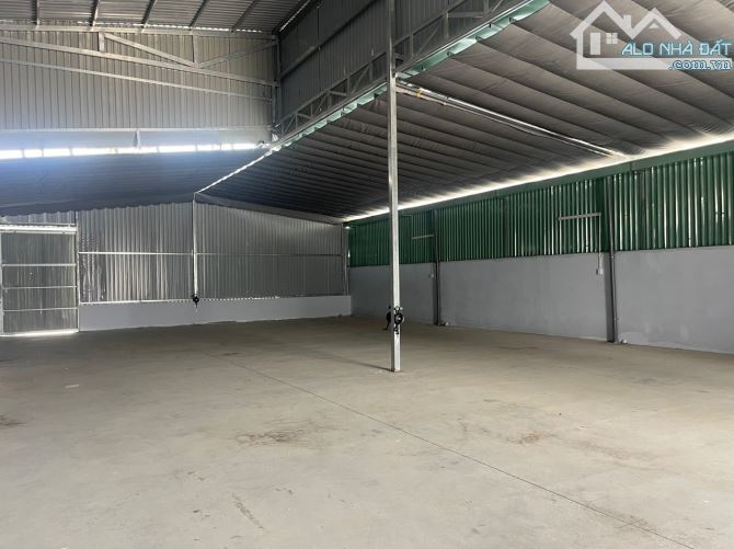 Cho thuê kho xưởng 530m2 phường Thạnh Xuân, Q12 - 4