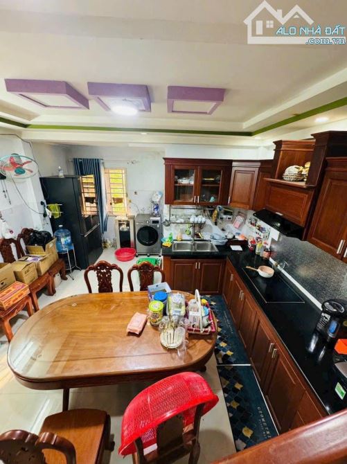 BÁN NHÀ NGUYỄN TƯ GIẢN, 4x15, 3 Tầng, Ô Tô đậu cửa Cạnh Emart 2 Giá Nhỉnh 4 tỷ 8 ( TL) - 3