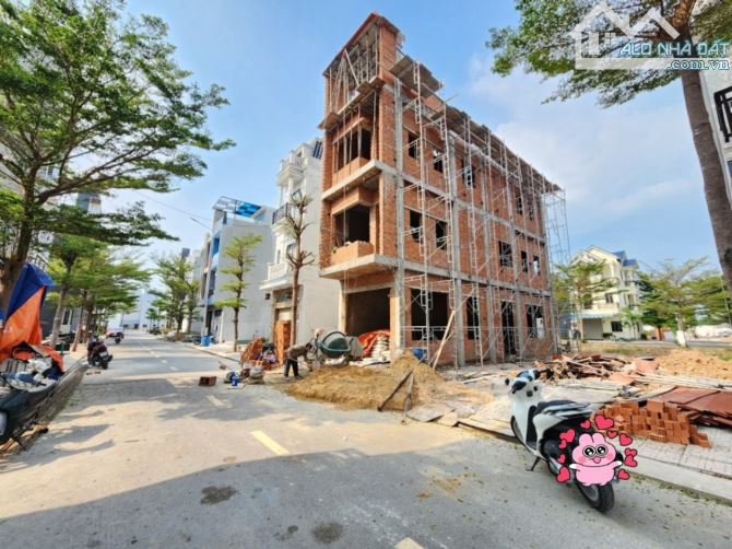 4,2Tỷ TL🔥Bán nhà góc 2MT 1 trệt 2 lầu + tum KDC Lộc Phát, P.Thuận Giao, Tp.Thuận An - 5