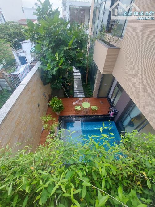 án căn Villa Pool 3 tầng diện tích khủng 460m2 ngang 10m2. Đang cho bên thứ 3 thuê 50tr - 6