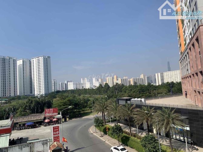 Cho thuê Góc 2MTKD đối diện CC The Sun Avenue, 600m2 Sd, giá 55tr - 6