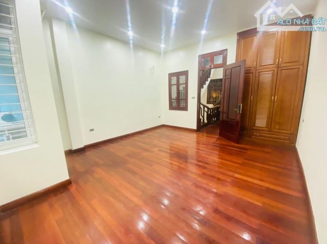 Nhà phân lô 52m2 ngay gần hồ điều hòa, trung tâm Đống Đa, vừa ở vừa kinh doanh nhỉnh 19 tỷ - 6