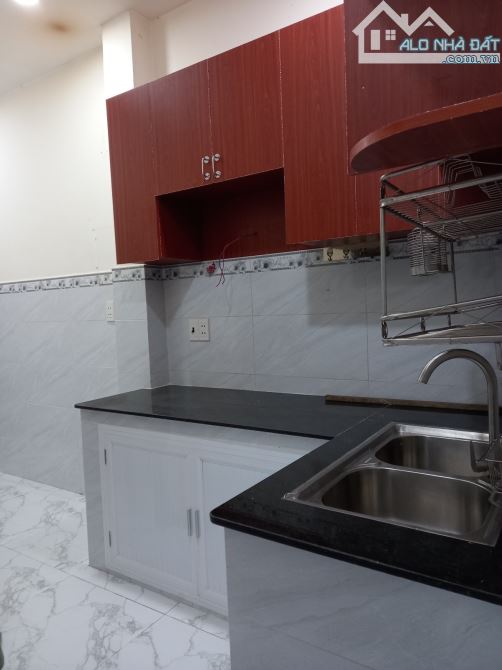 CẦN BÁN GẤP CĂN NHÀ GẦN CHỢ TÂN THỚI HIỆP GIÁ CHỈ 2 TỶ GỌI XEM NHÀ - 7