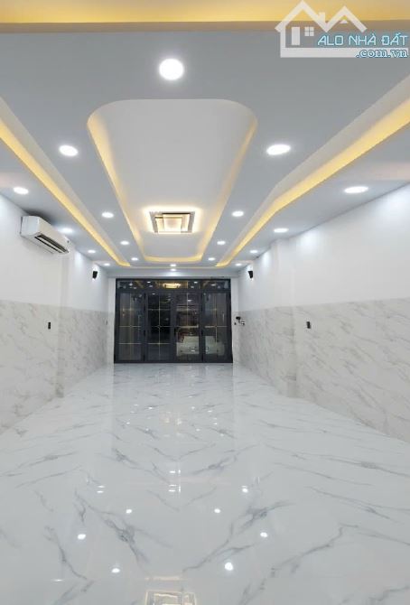 Nhà 4 lầu cực đẹp nội thất cao cấp đường 10m Cư Xá Phú Lâm A Q.6 - 7