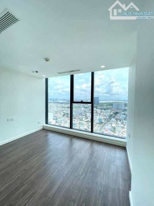 Chung cư Resgreen Tower, Hòa Thạnh, Tân Phú:80m2, 2p ngủ, 2wc,13tr