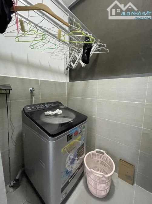 Chung cư Hoa sen, 262 Lạc Long Quân, P10, Quận 11: 2p ngủ, 2wc, 11tr