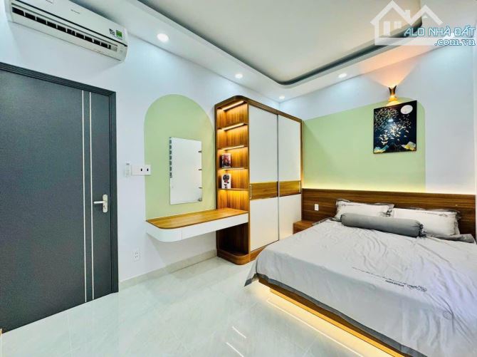 Cần tiền để lo cho con đi du học giảm giá mạnh căn villa 72m2 tại đường Đinh Tiên Hoàng