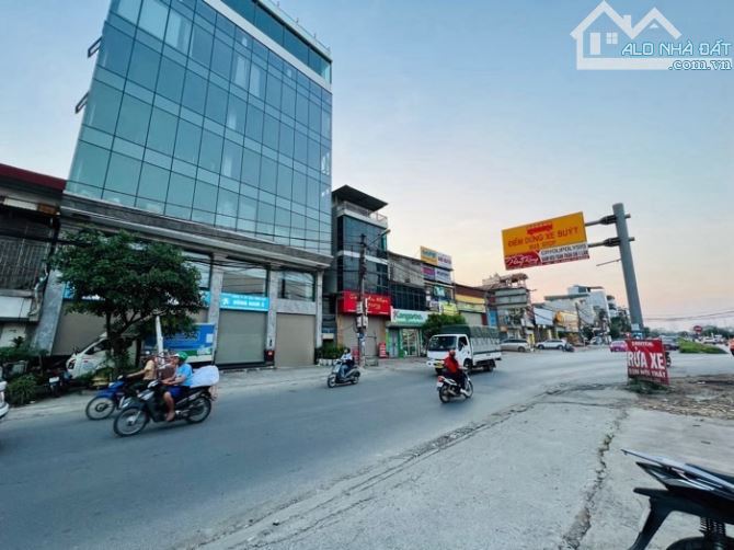 Bán nhà mặt phố Tam Trinh khu vực đang làm đường rộng 65 m nhiều làn ô tô vỉ hè 9 m