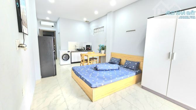 Căn hộ ban công, máy giặt riêng, bếp xa giường, thang máy Nguyễn Kiệm, Phú Nhuận