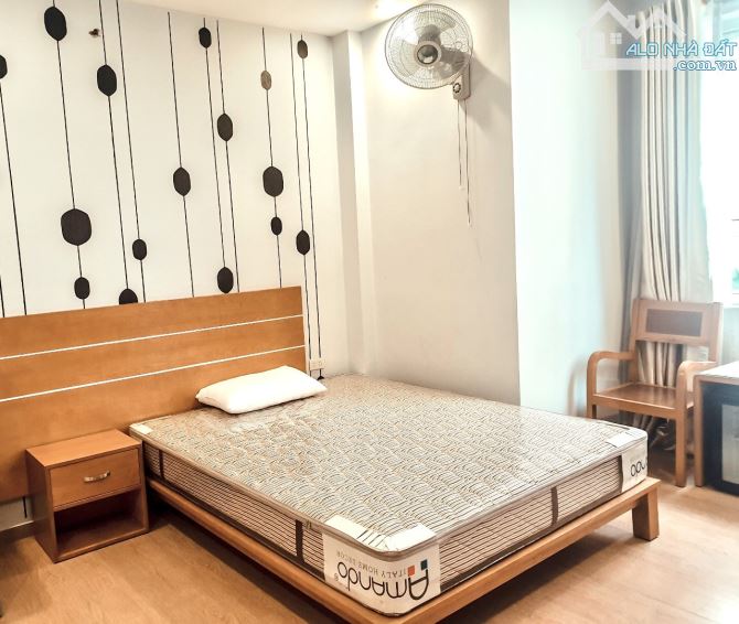 Cho Thuê CCMN 143 Quan Hoa Cầu Giấy 30m2 Studio Full Nội Thất Thang Máy Cửa Sổ Gần Chợ - 1