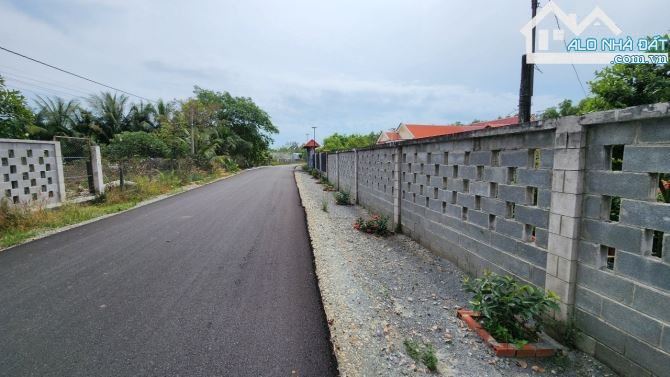 Đất ngộp xã Phước Long Thọ,sát KCN Đất Đỏ,cách biển Lộc An 4km.DT:180m,giá 650 triệu - 1