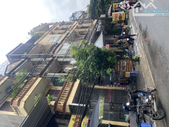 Bán gấp nhà mặt phố Văn Quán- ô tô tránh vỉa hè- kinh doanh sầm uất 44m2* 4 tầng - 1