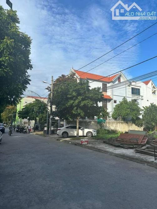 Đất biệt thự 311 Phủ Thượng Đoạn, Đông Hải, Hải An (A181)  Diện tích: 206m (ngang 10,3m) - - 2