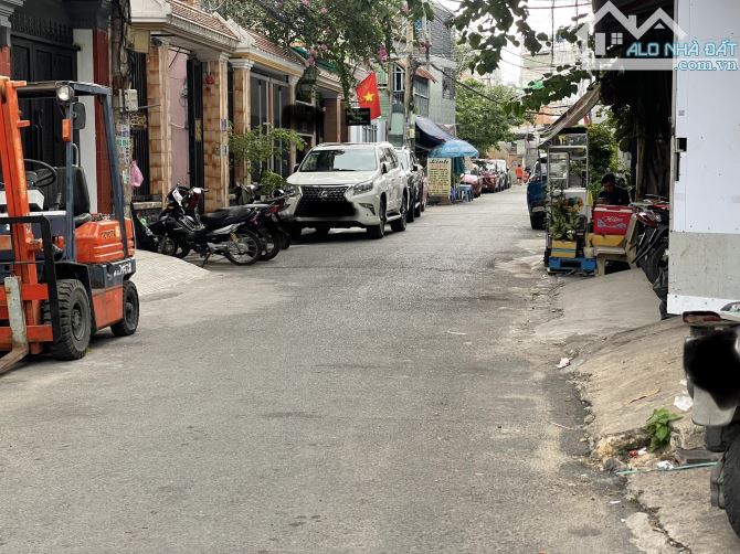Hẻm 5m oto vào nhà 👉 1/ Đ.Nguyễn Háo Vĩnh - P. Tân Quý 👉 DT 59m2 ~ 5x11,7 Chỉ 5Ty - 2