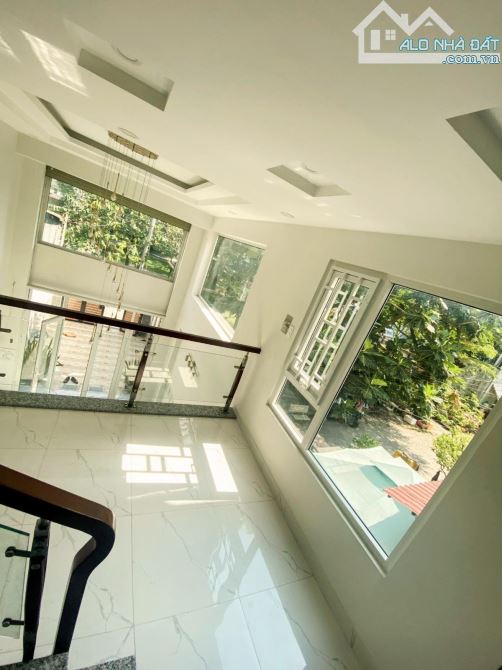 84m2 - NHÀ ĐẸP VIEW CÔNG VIÊN KHU TÊN LỬA - 6 TẦNG BTCT - XE HƠI VÀO NHÀ - CHỈ NHỈNH 8 TỶ - 2