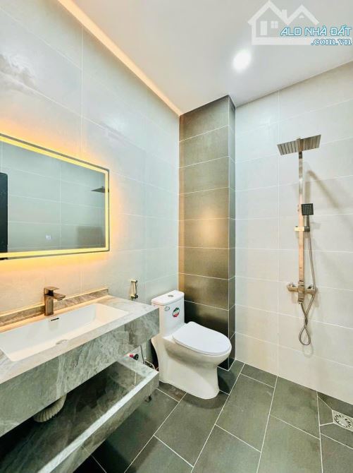 Cần tiền để lo cho con đi du học giảm giá mạnh căn villa 72m2 tại đường Đinh Tiên Hoàng - 2