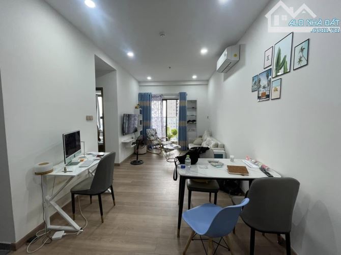 Chung cư Hoa sen, 262 Lạc Long Quân, P10, Quận 11: 2p ngủ, 2wc, 11tr - 3
