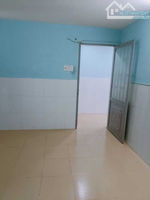 BÁN CHDV QUẬN 8, 4 TẦNG, DT 80M², PHẠM THẾ HIỂN, SHR, KHÔNG QUY HOẠCH, GIÁ 4TỶ3 - 4