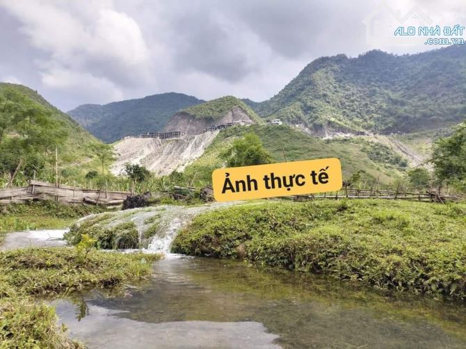 Chỉ 2,2tỷ, lô 5500m ngay chân đèo Đá Trắng thuộc Tân Lạc,suối tuyệt đẹp,đất ở và trồng cây