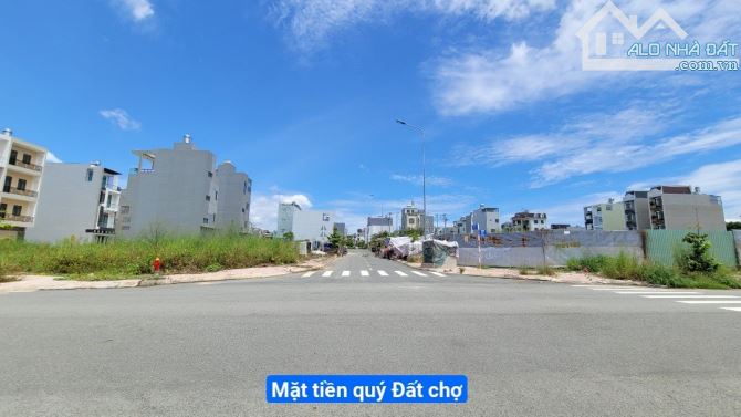 ĐẤT MT CHỢ TIỆN Ở VÀ KINH DOANH KDC ĐẸP SÁT LÀNG ĐHQG MT QUỐC LỘ 1K