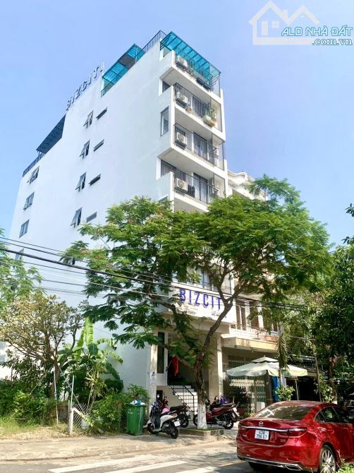Tòa căn hộ khách sạn 8 tầng View Sông Hàn phường Mỹ An doanh thu 1ty4/năm giá 19tyxx