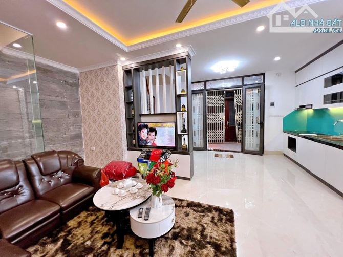 Bán nhà mới tại Trần Cung - Từ Liêm, 40m2 - nhỉnh hơn 5 tỷ, chủ thiện chí bán - 1