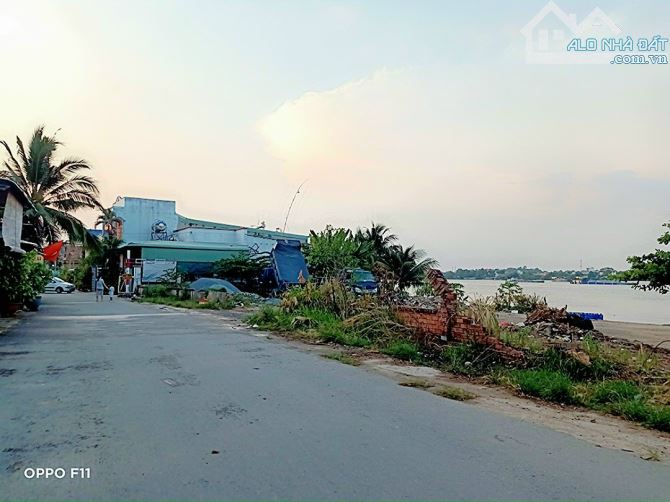 Giá 2 tỷ 990. Bán đất view sông phường Hoá An, Biên Hoà. DT 121m. Đường 2 oto. - 3